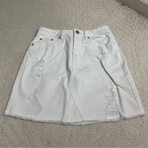 White denim skirt